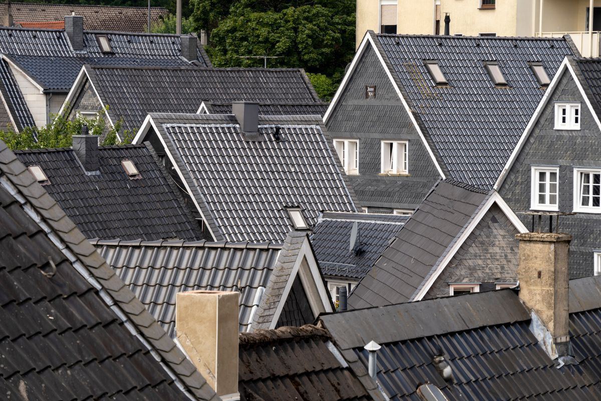 Les Compagnons du Patrimoine D'auvers sur Oise, chantier de couvreur zingueur à Auvers-sur-Oise